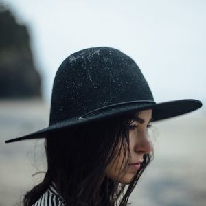 Westerlind Wide Brim Felt Hat With Cord BLACK Small